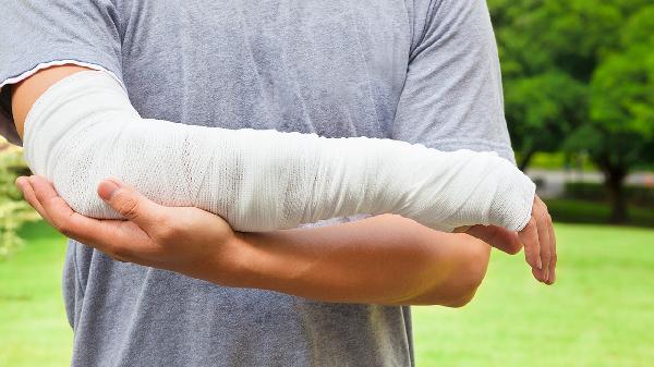 手臂可以后天变长吗