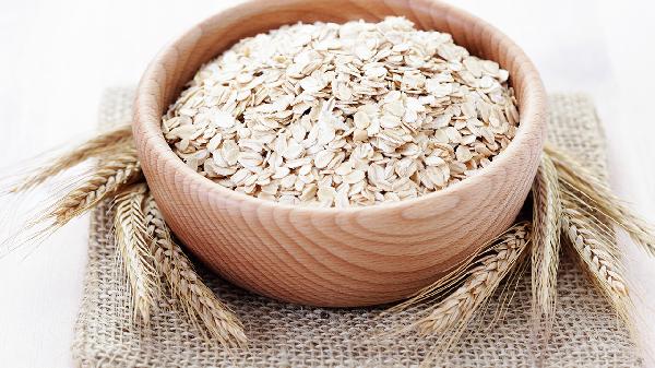 燕麦营养高堪称“植物黄金”，营养师说：吃燕麦时别犯5个错误