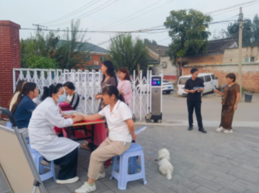 九月暖情送健康！北京强寿中医医院义诊团队走进社区村庄，守护居民安康