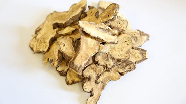 生白术加生枳实煮水喝能治便秘吗