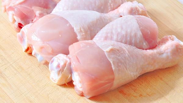 鸡肉是高血压的祸根,还是营养佳品?到底该不该吃?告诉你真相