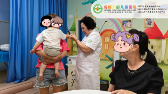 成都天府儿童医院多学科联合会诊持续进行中，助力患儿开启健康、高效新学期
