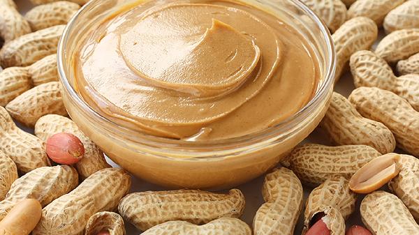 花生是糖尿病的“导火索”?想胰岛好,医生:少吃高糖高脂肪食物