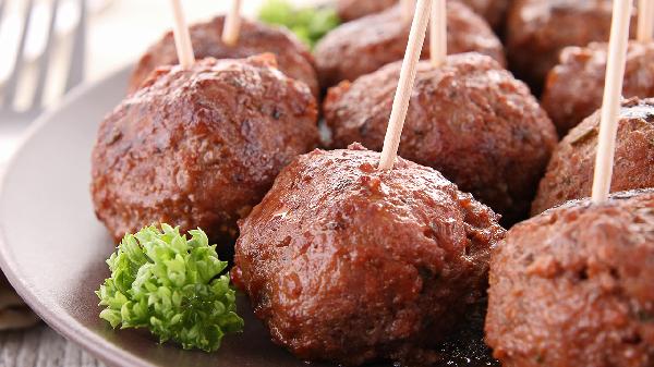 “硼砂猪肉”已泛滥?买猪肉时,谨记5不买,肉贩子都不敢糊弄你