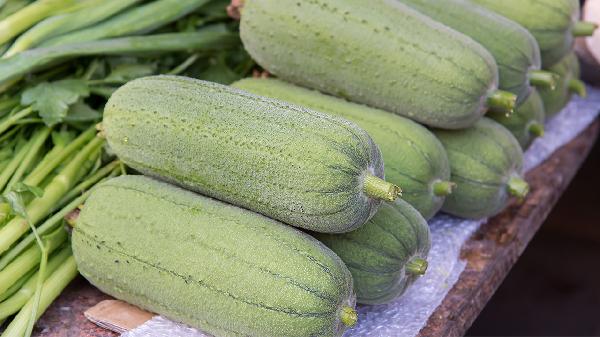 调查发现:经常吃丝瓜的肾病患者,身体或出现6个改善!