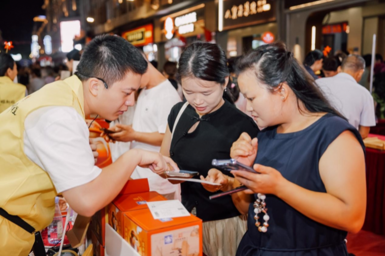 厦中药60周年庆“一座城的传家宝 几代人的南洋情”主题展成功举办