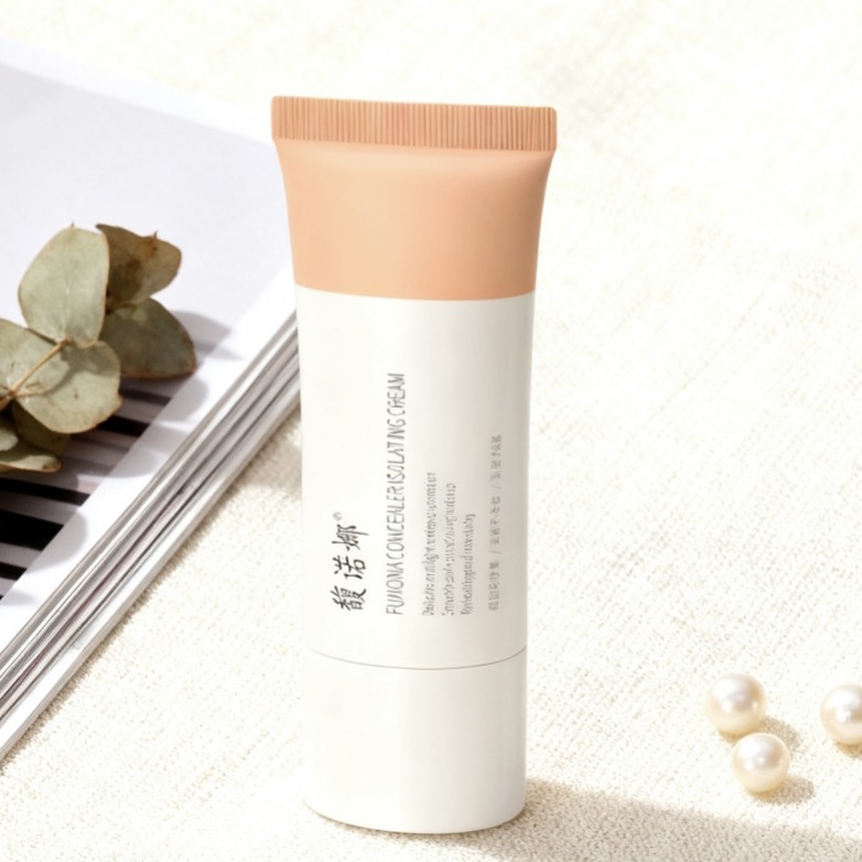 选隔离别乱买!2025实测:五大轻薄不厚重款复购率超99%