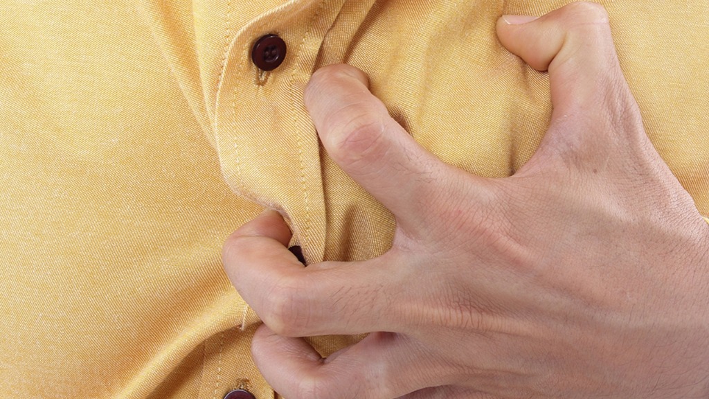 癌痛到底有多痛？属10级痛，比生孩子还痛，发作时痛不欲生