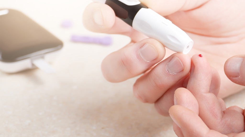 糖尿病不怕吃馒头、米饭,更不怕果类,真正“怕”的是这4样东西?