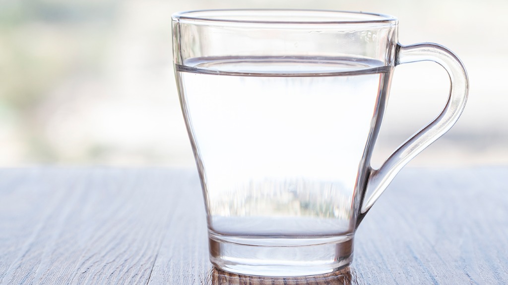 人老了,不在于走路,不在于喝水,年过50,请牢记4句长寿准则