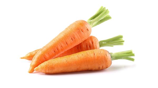 胡萝卜立大功！医生：经常食用胡萝卜，或能缓解3种常见健康问题