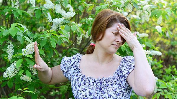 脑梗前兆不是头晕!医生:睡觉时出现这4种异常,或是血栓的信号