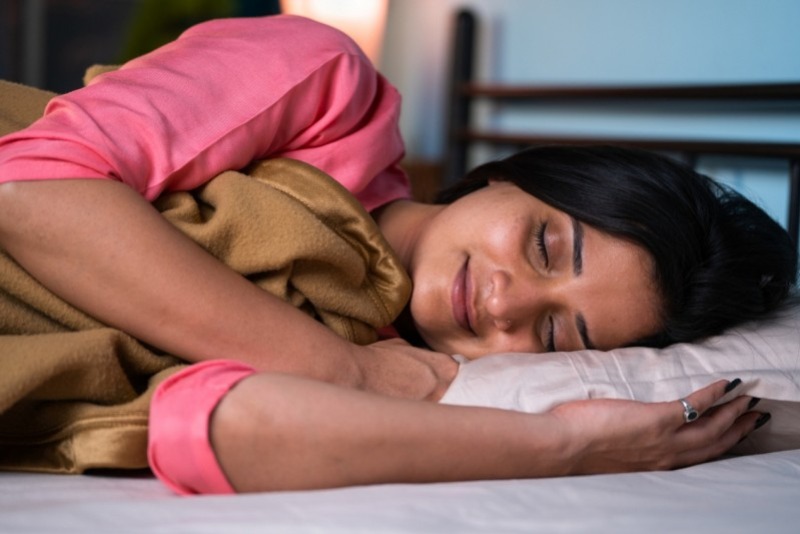 给爸妈的助眠指南：2025年别再只知道安眠药了，科学“升级睡眠系统”才是王道！