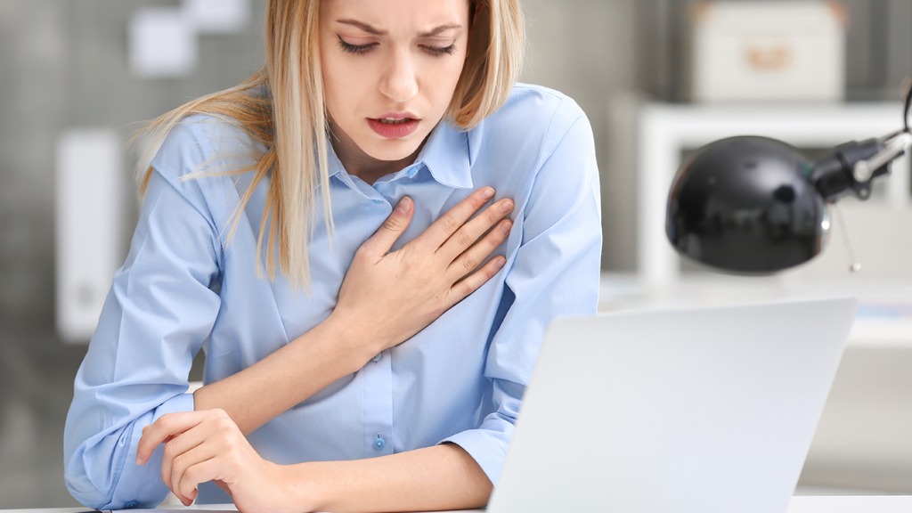 冠心病最怕缺钙?6种表现暗示你缺钙了,提醒:这4类食物可以多吃