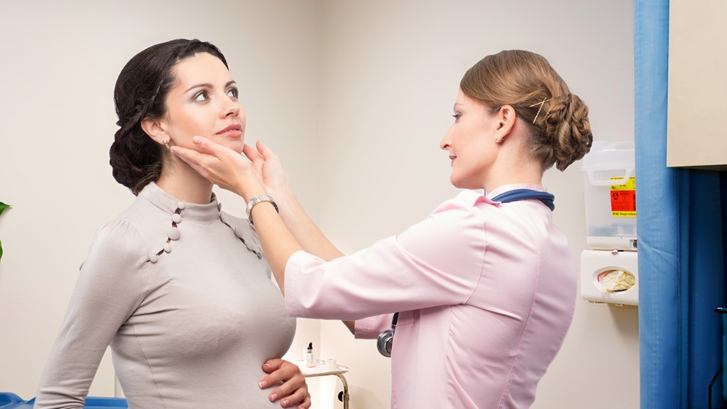 女性发病20年增加20倍，甲状腺癌高危因素有哪些？