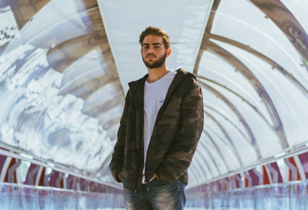 “真正爱你的男人，微信里绝不会发这3个字”