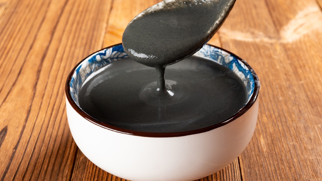 64岁退休教师早餐只喝黑芝麻糊,1这几个月后体检,医生:你吃啥了?