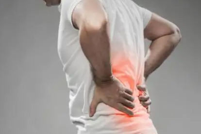 腰部酸痛，2个拉伸动作有效缓解