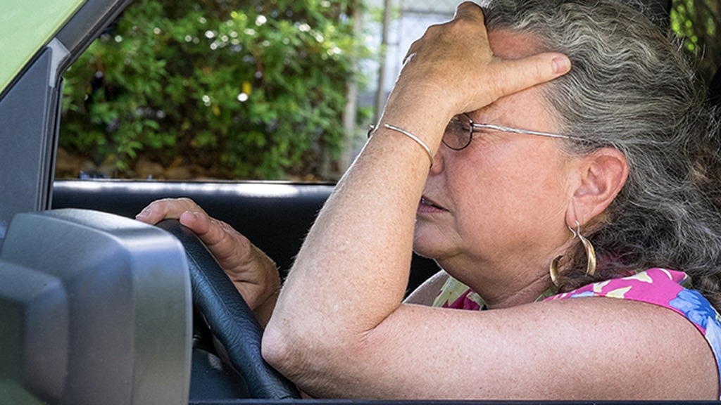 研究发现:脑梗来临的第一信号,走路就知道了?很多人都不当回事