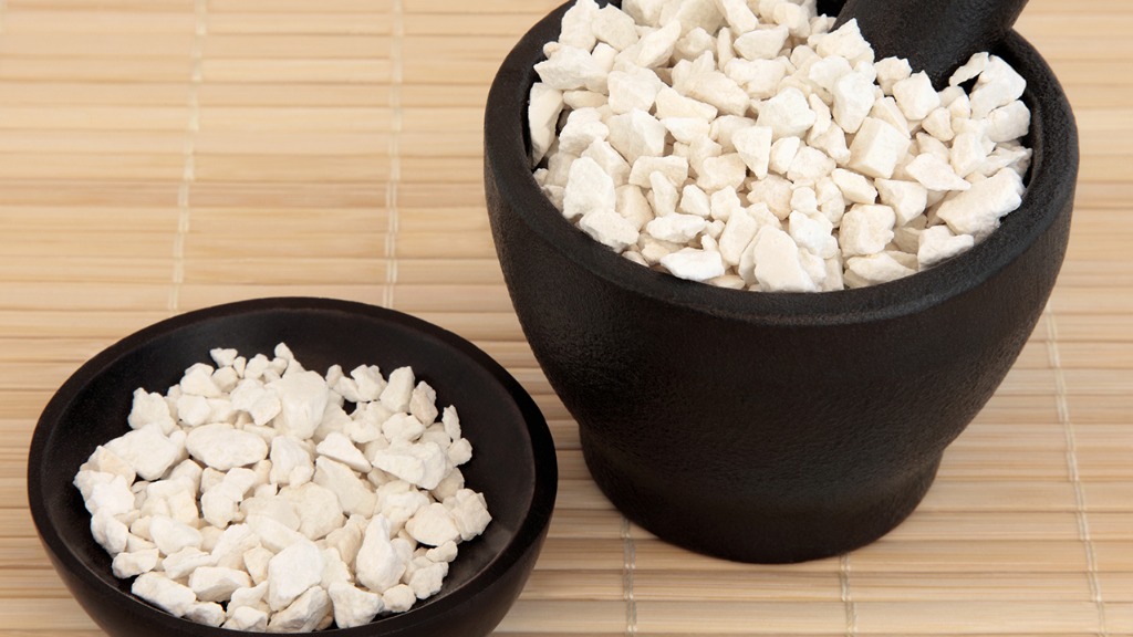 每天都吃一点茯苓,安神助眠,还能养脾胃?但这2类人可得少碰