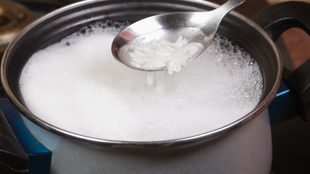 建议中老年:条件允许,晚餐多吃3种水果,比天天晚上喝白粥好!