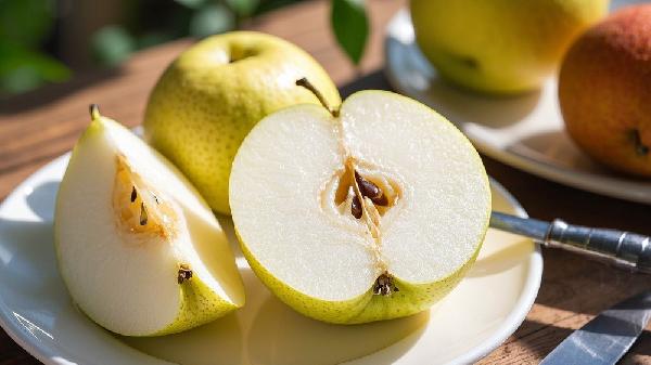 嗓子不舒服?试试这个“小金果”,效果远超雪梨,清肺润喉一级棒