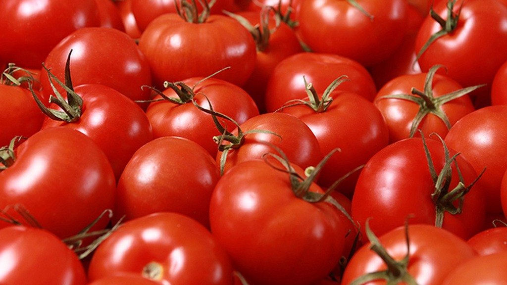 广东一51岁女子天天吃西红柿，一年后，结果让医生羡慕不已？