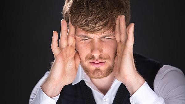 脸部出油多是什么原因