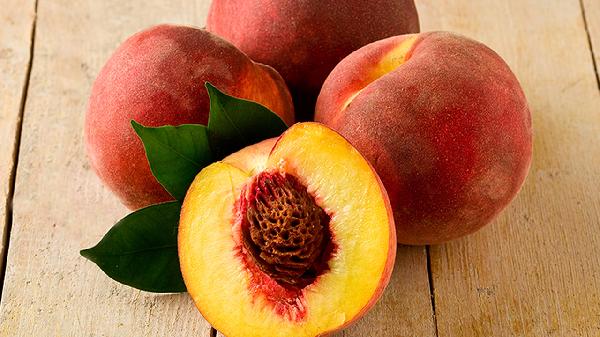 医生警告：4类人吃桃子等于“自伤”，这些禁忌必须知道