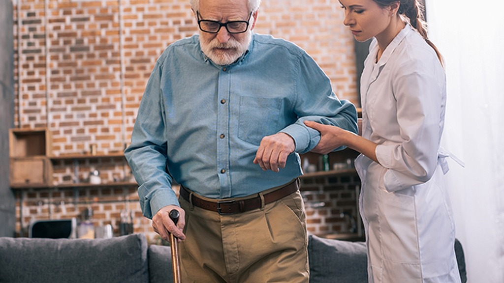 一饿就手抖心慌？医生揭真相：比低血糖更危险的5个信号