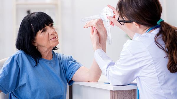 老年人便秘影响体检吗