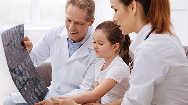 儿童体检发现扁桃体肥大怎么办