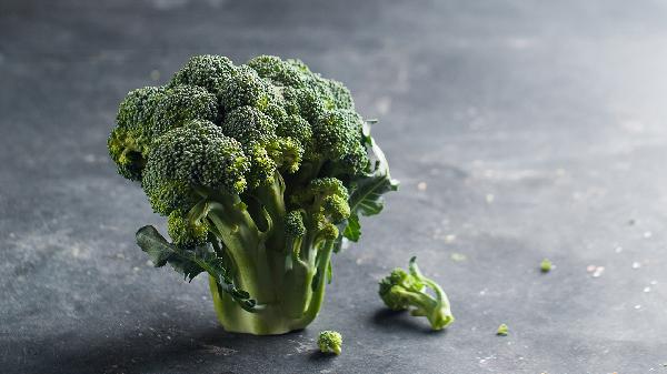 力量训练后吃西兰花补充膳食纤维行吗