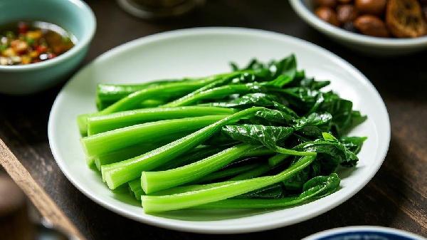 蒜香芥蓝VS爆炒鱿鱼：冬天这样炒，鲜香下饭连吃三碗