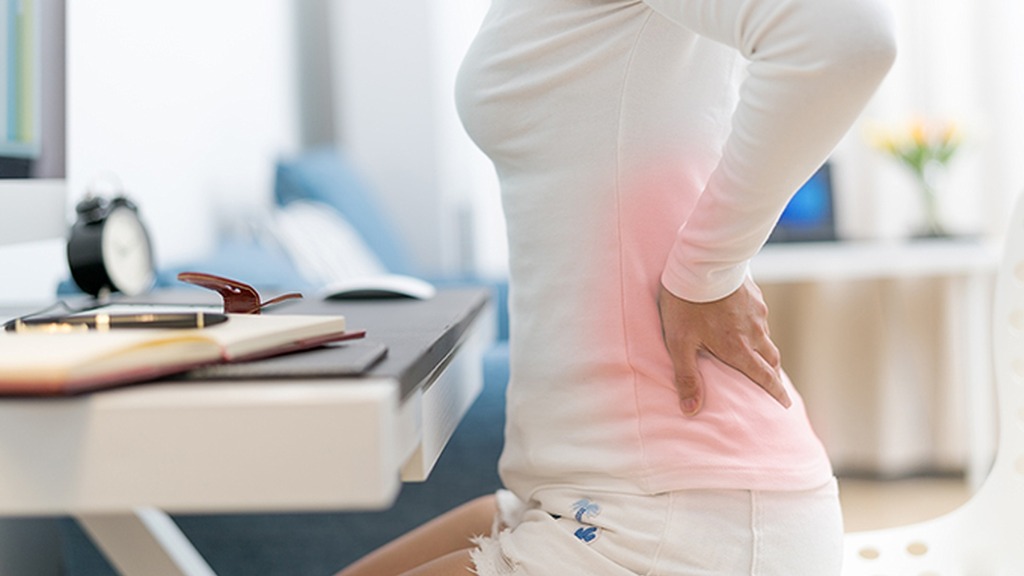 腰椎不穩(wěn)？這5個(gè)習(xí)慣比久坐更傷腰！醫(yī)生緊急提醒