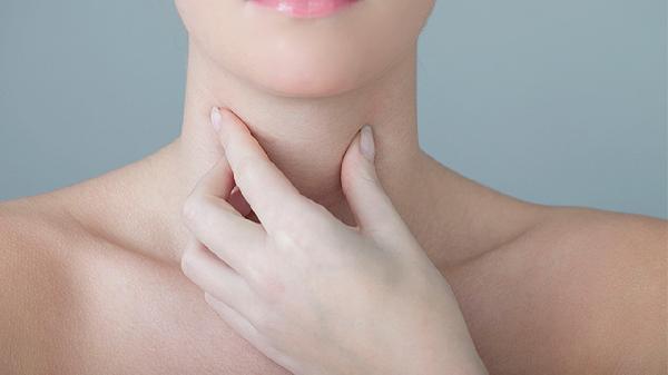 咽痒痰多总不好？试试这个黄金搭配，润喉化痰一步到位