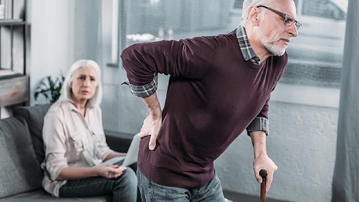 慢性肾功能衰竭的常见病因有哪些