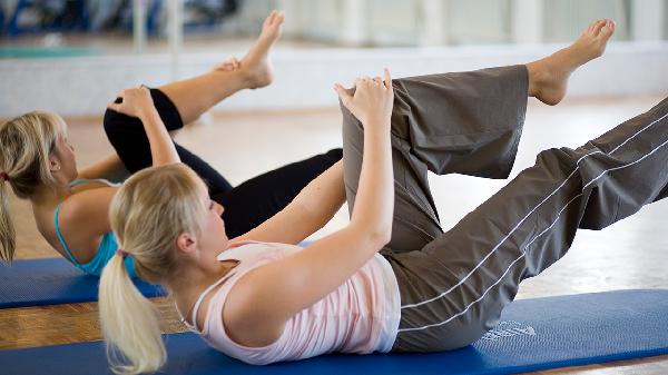 天冷更危险！4种运动让血液变黏稠，血管堵塞信号别忽视