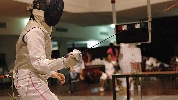 练体育会影响长高吗？