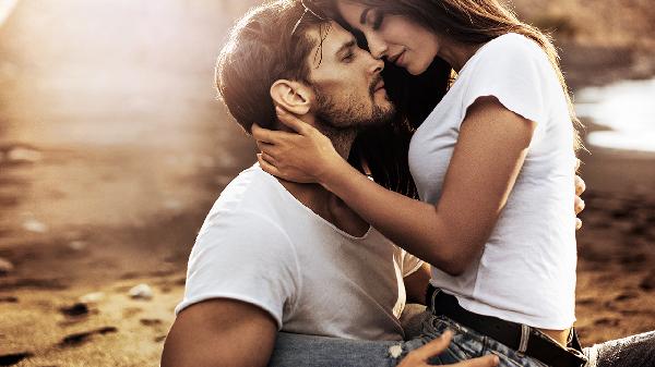 男生不喜欢你的5个信号，中一个就别再纠缠了