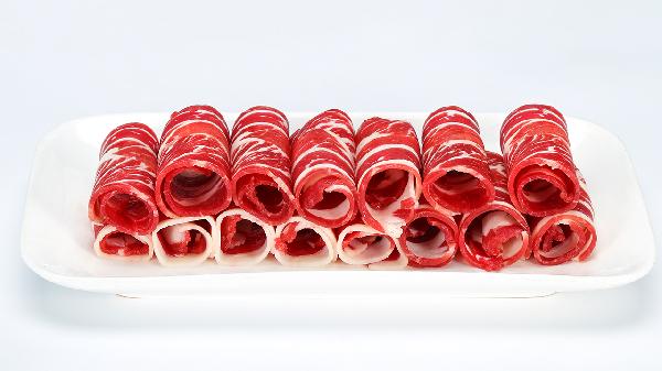 冬天吃羊肉有讲究，提醒：万不可与“3样”食物一起吃！