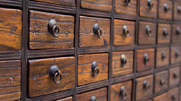 有哪些药物可以治疗白肺