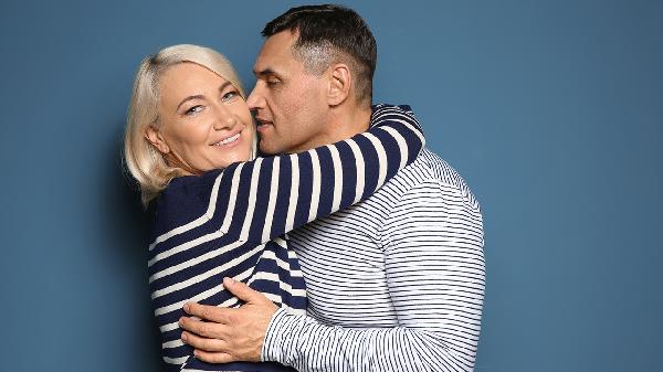 别硬撑了！恋爱中有这些感受就该及时止损