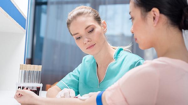 体检时的抽血可以检查出艾滋病毒吗