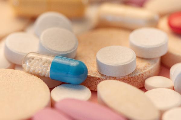 什么药物对痛风治疗效果好