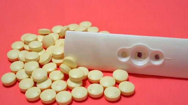 吃西药引起胃疼怎么办