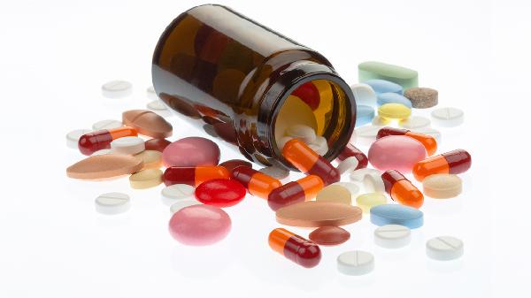 生理因素及药物对动脉血压的影响