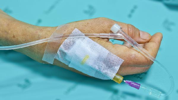 经常手麻是怎么回事?医生8种情况,不妨对照自查一下