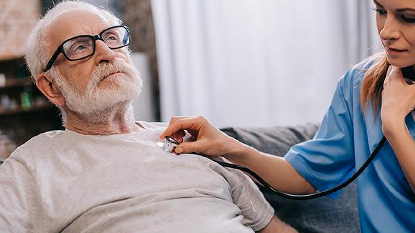 75岁老人若这6条占一半,基本可称健康体质,值得高兴