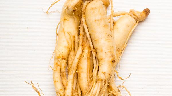 高丽参炖鸡的功效与作用是什么